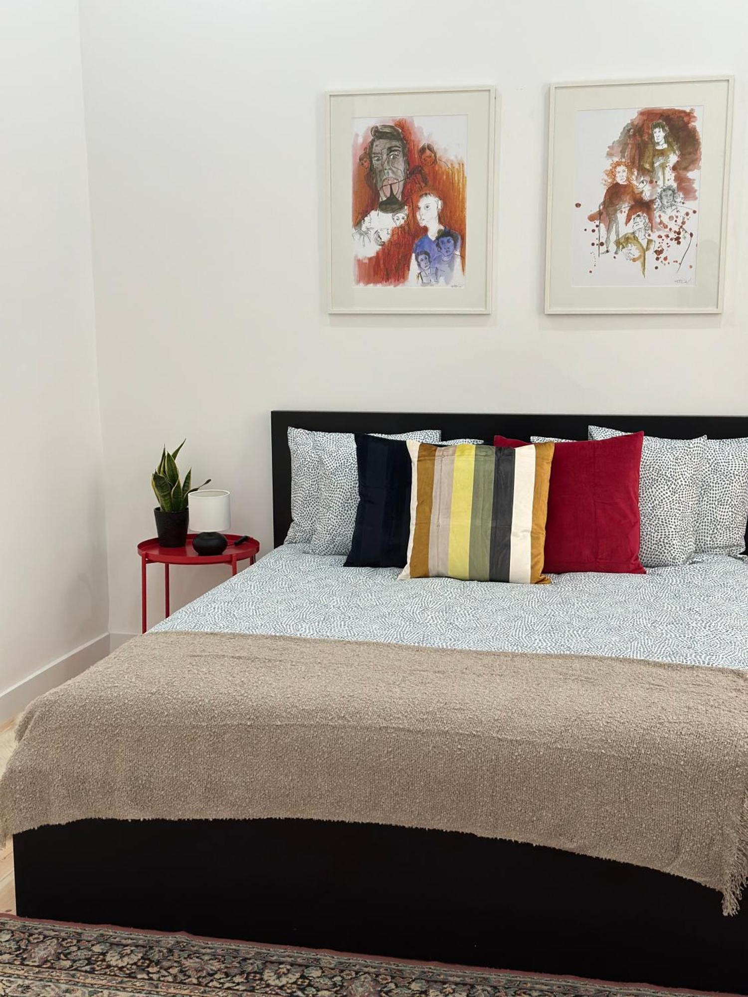 Modern Bedroom In Lisbon Exterior photo