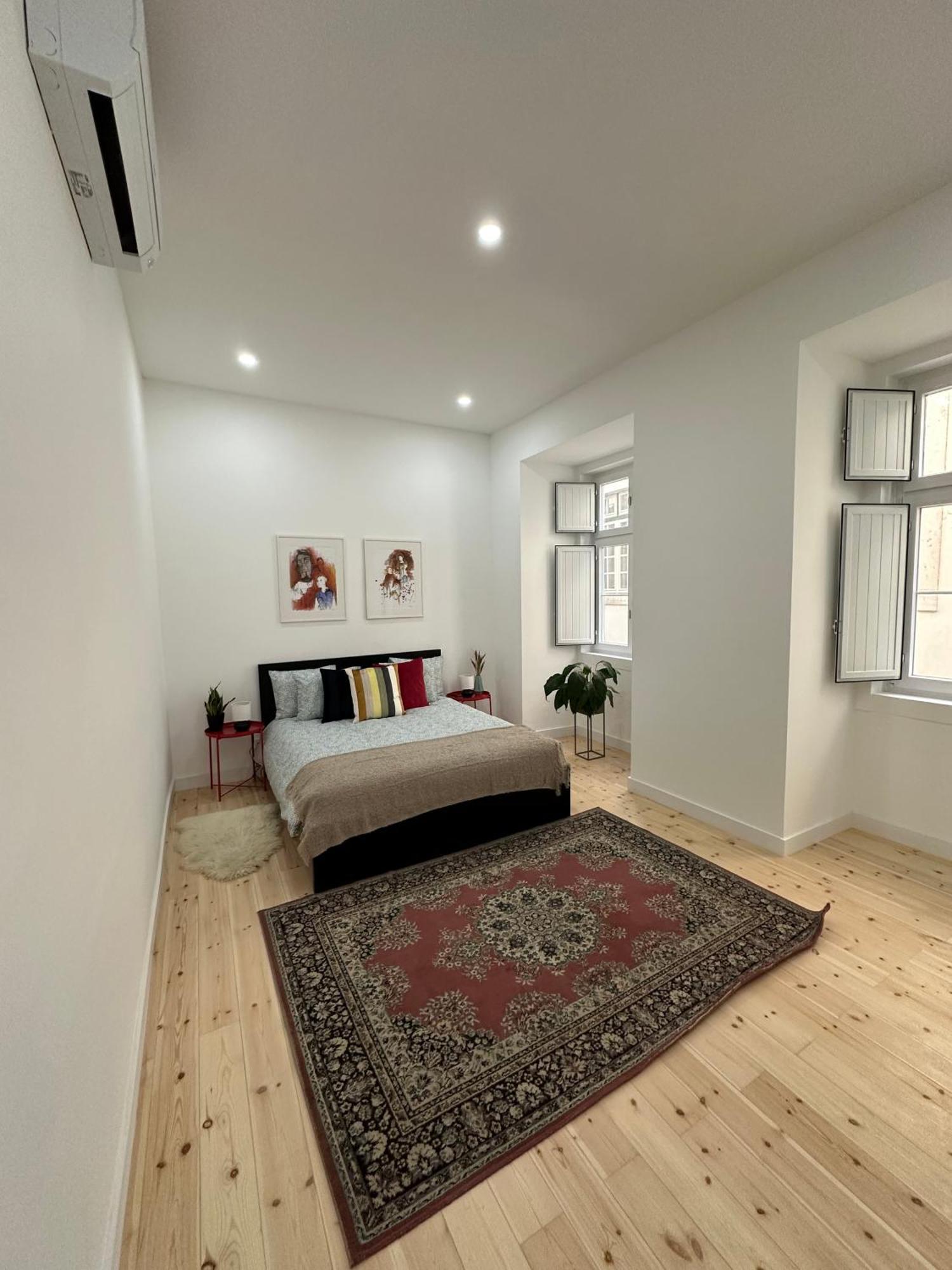 Modern Bedroom In Lisbon Exterior photo
